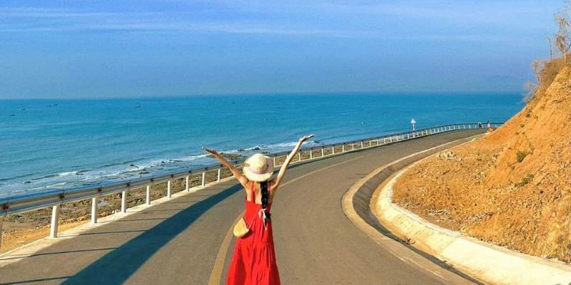 Chiêm ngưỡng khoảnh khắc tuyệt đẹp tại Dốc Hoàng Hôn Phan Thiết